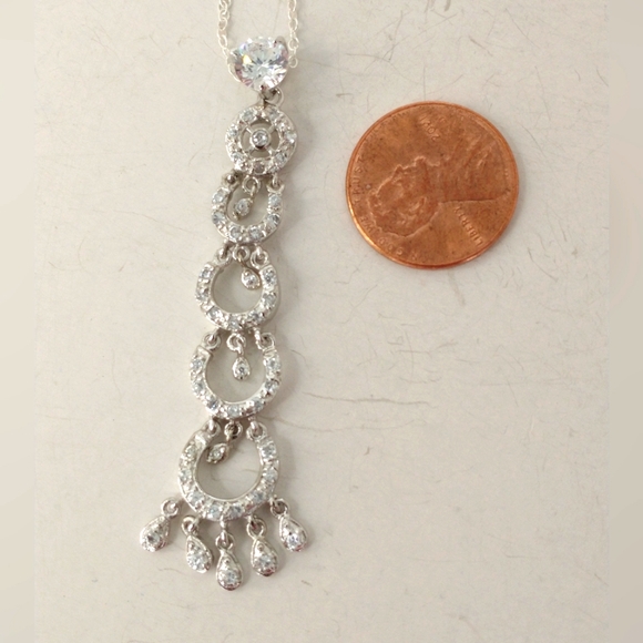 Gorgeous Chandelier CZ necklace - Picture 5 of 8
